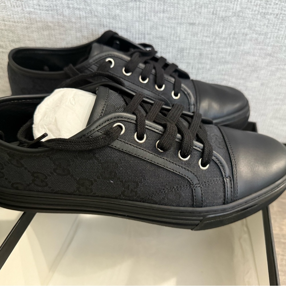 Gucci Women's Black Canvas Sneakers